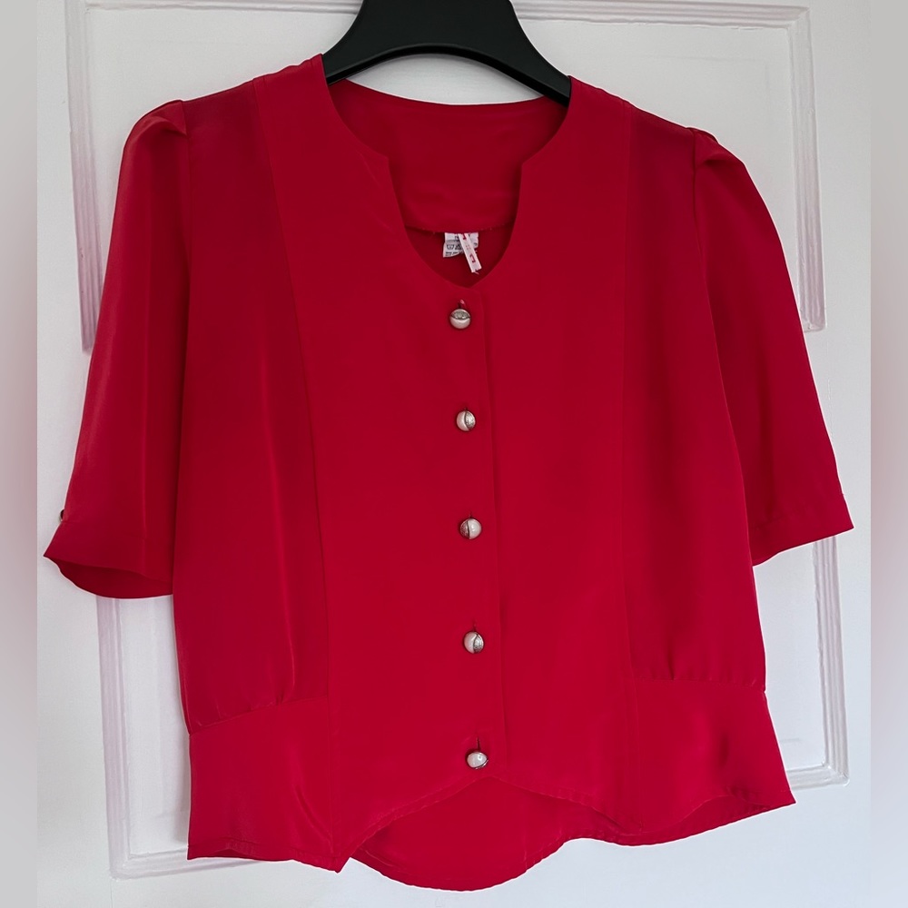 ❣️Vintage❣️ Beautiful red blouse!